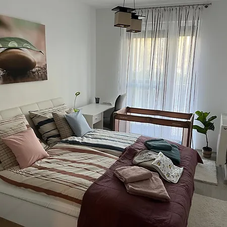 Zoeld Terasz Apartman Debreczyn Zewnętrze zdjęcie